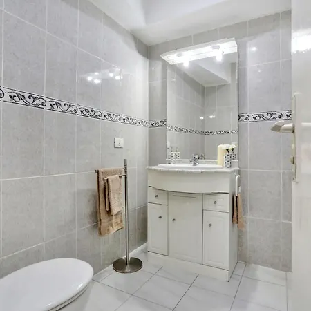 Relaxing Studio, Los Cristianos, Heated Pool, Air Con